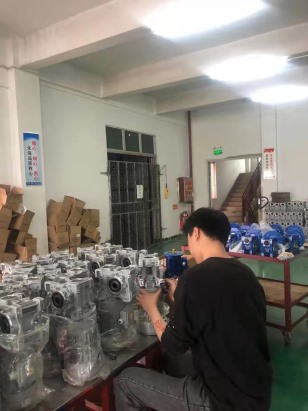 蝸輪蝸桿減速機系列產(chǎn)品組裝